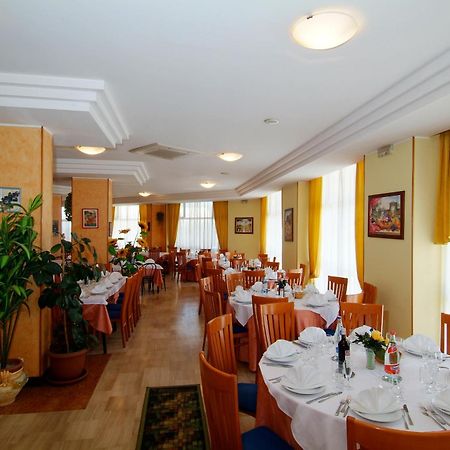 Grand Eurhotel Montesilvano Marina المظهر الخارجي الصورة