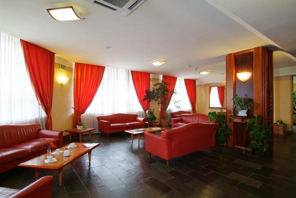 Grand Eurhotel Montesilvano Marina المظهر الخارجي الصورة