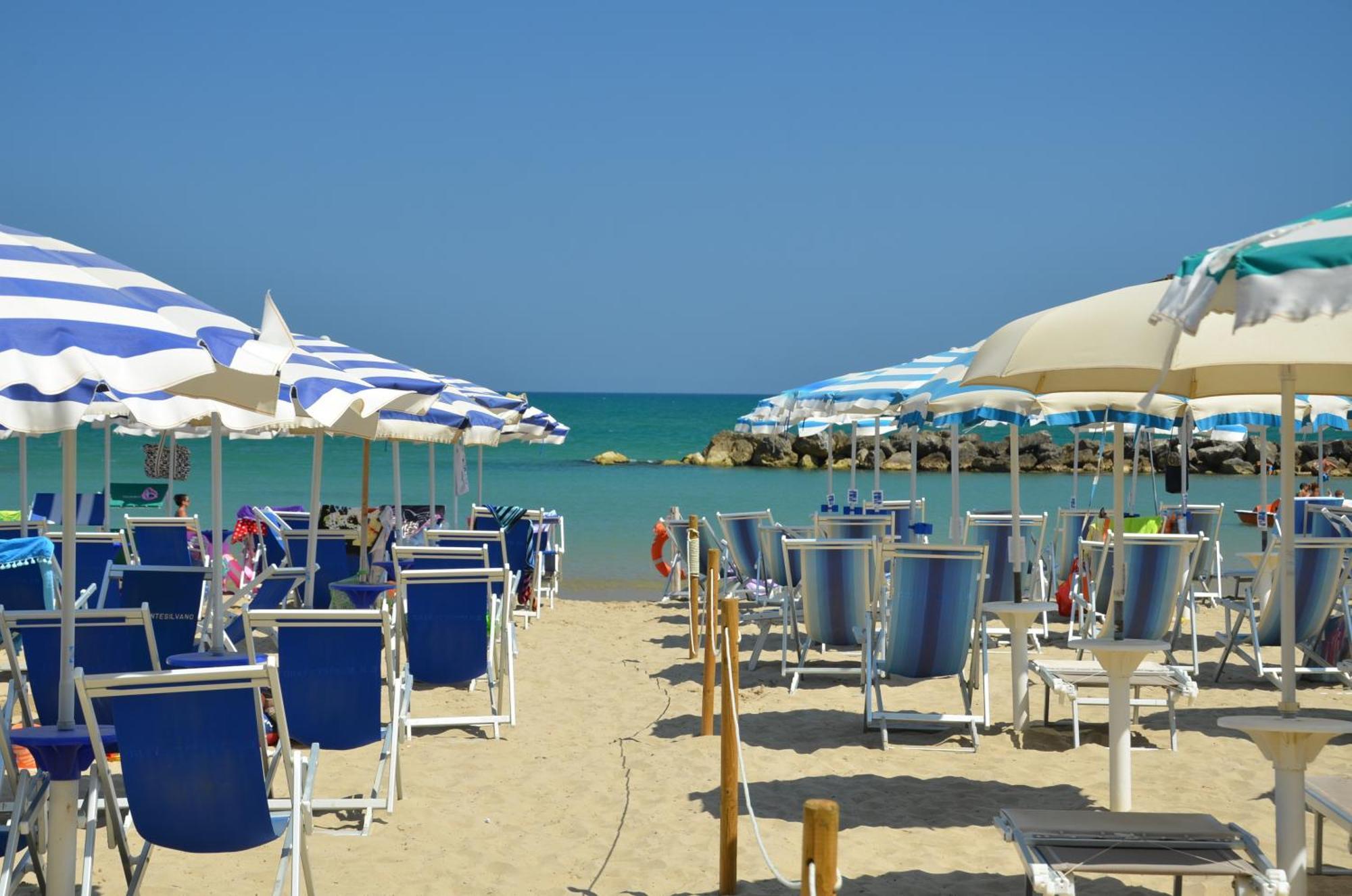 Grand Eurhotel Montesilvano Marina المظهر الخارجي الصورة
