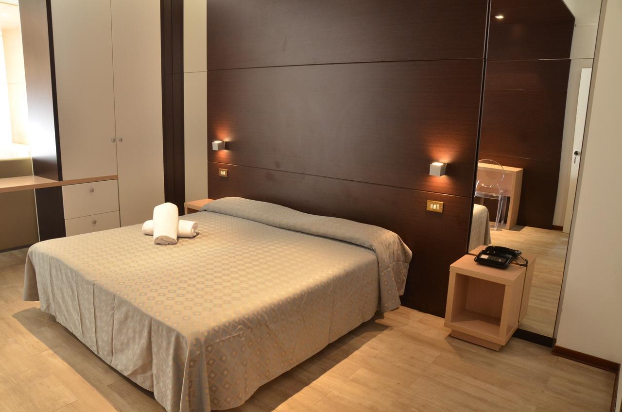 Grand Eurhotel Montesilvano Marina المظهر الخارجي الصورة