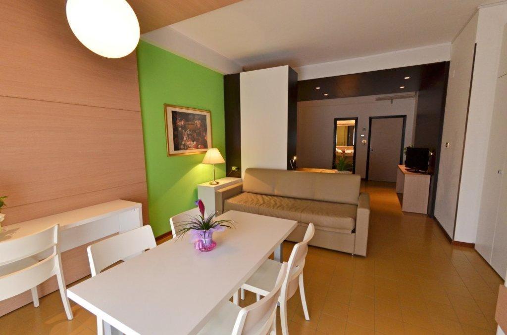 Grand Eurhotel Montesilvano Marina المظهر الخارجي الصورة