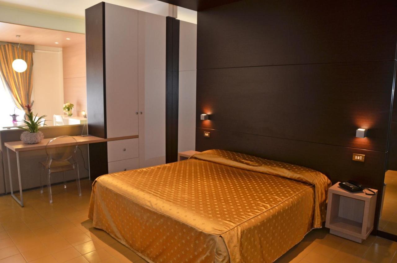 Grand Eurhotel Montesilvano Marina المظهر الخارجي الصورة