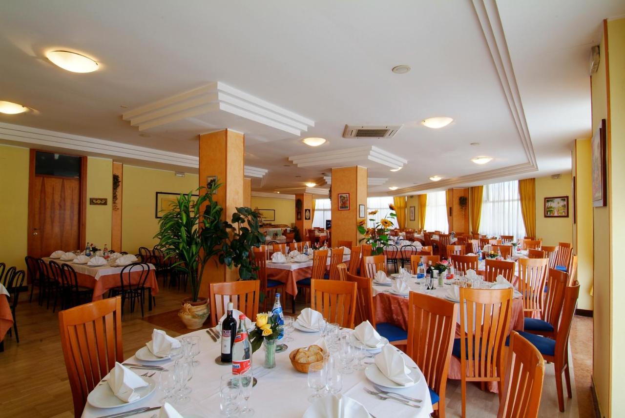 Grand Eurhotel Montesilvano Marina المظهر الخارجي الصورة